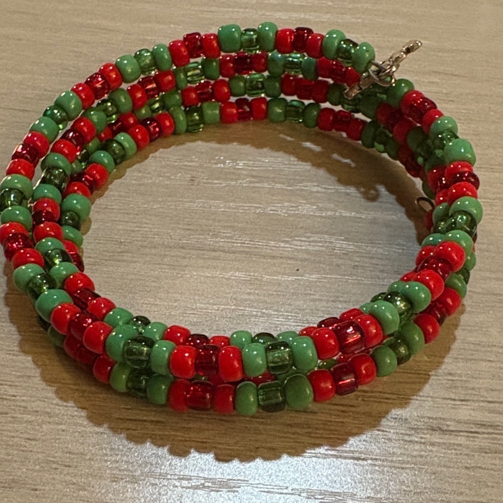 Colorful Beaded Bracelet adjustable - Picture 1 of 3